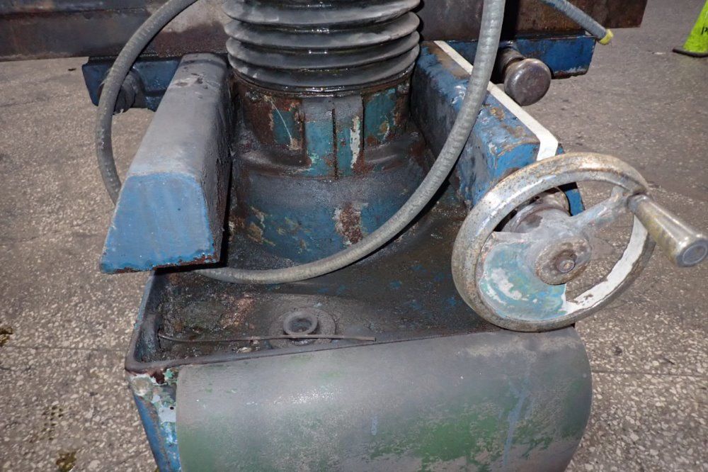 Cincinnati Milacron Surface Grinder