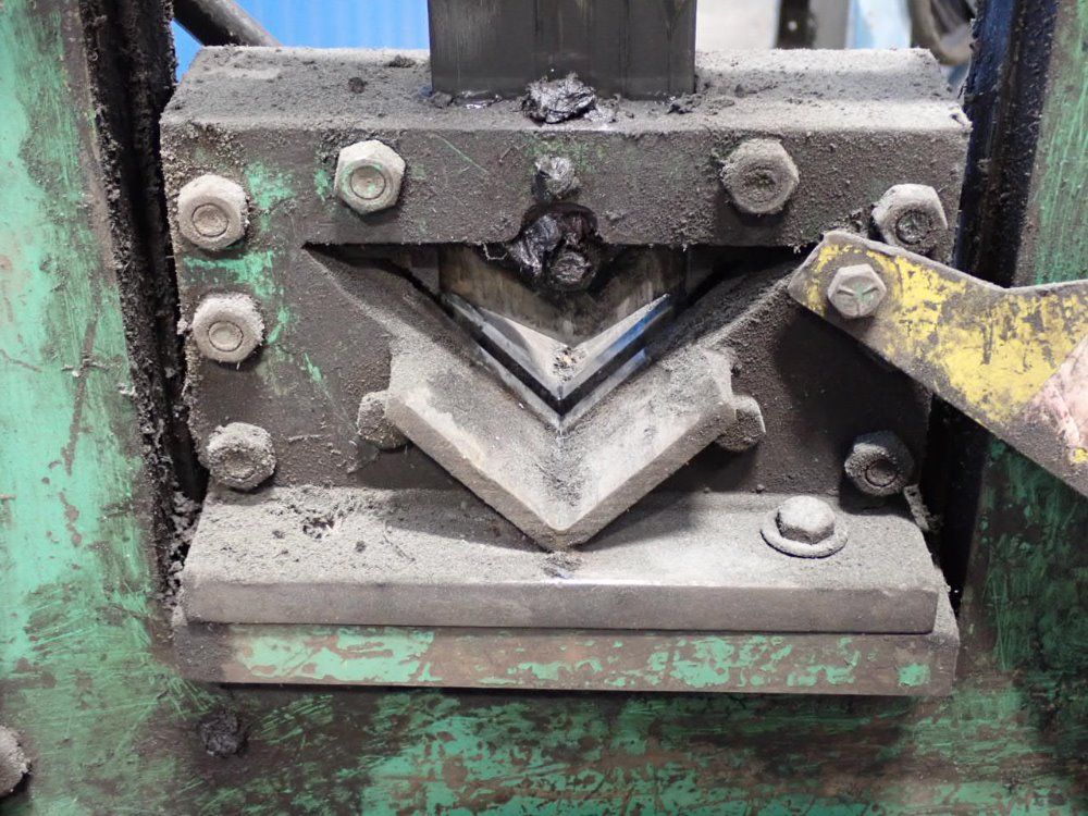 Uni-hydro 35 Ton Ironworker - 543p 8781