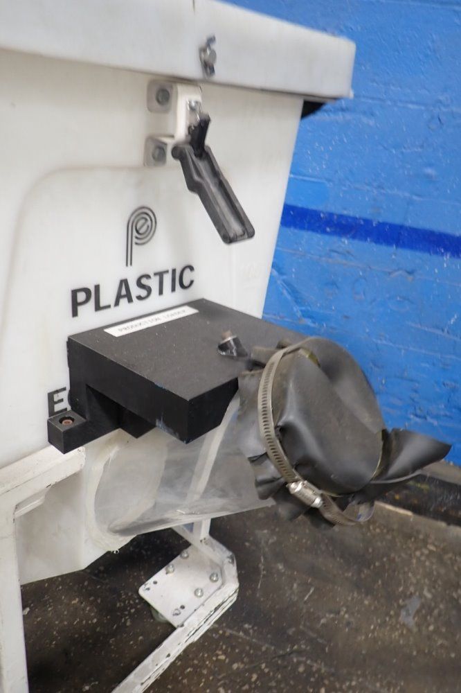 Plastic Products Equipment 175 Lbs Hopper