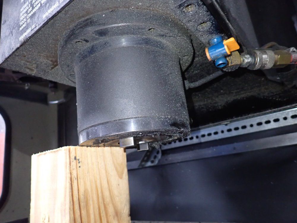 Haas 26" X 14" Vf-1 Cnc Vmc - Vf-1