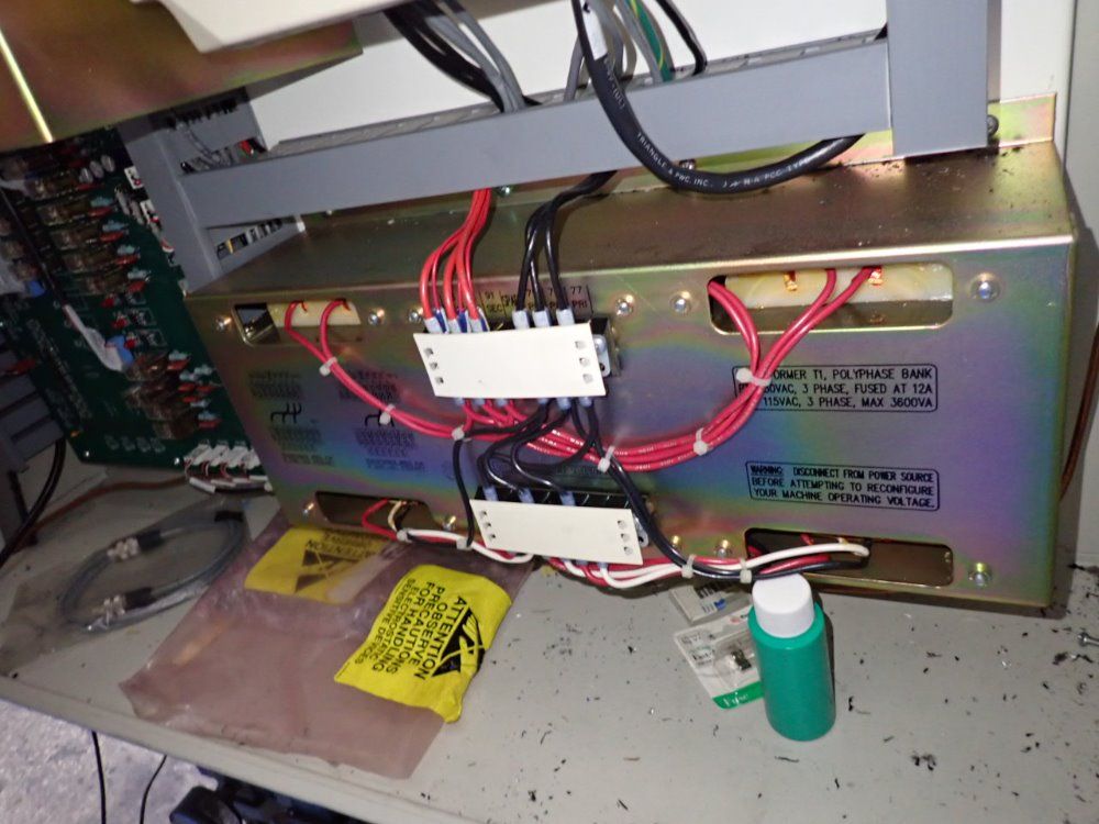 Haas 26" X 14" Vf-1 Cnc Vmc - Vf-1