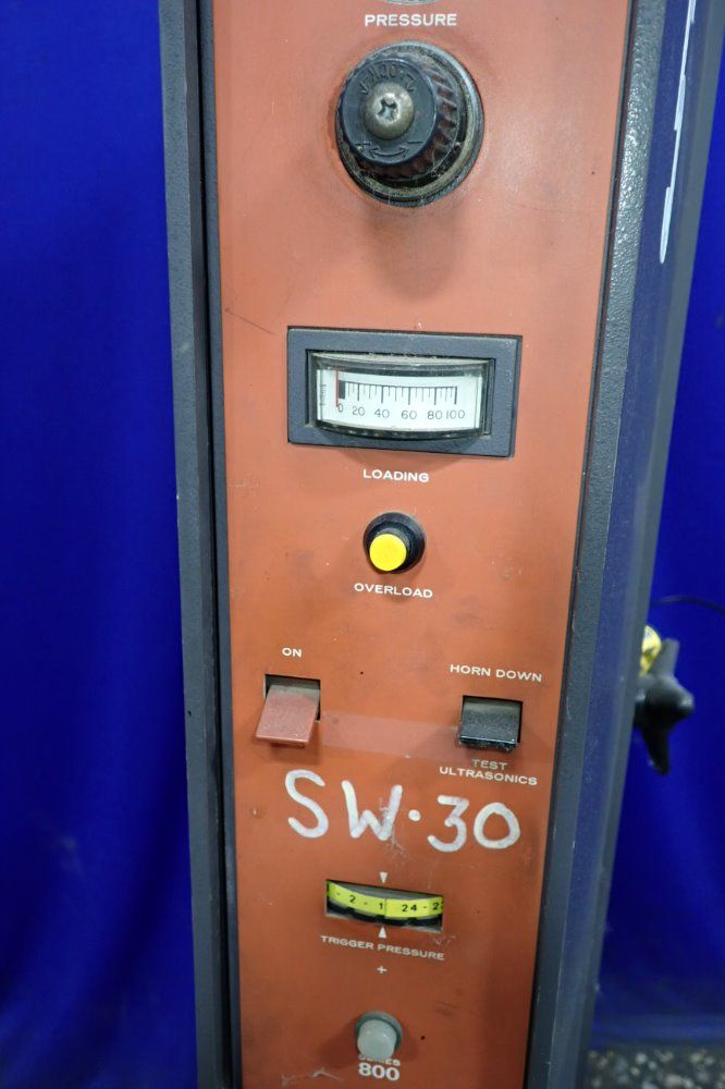 Branson 8400 Ultrasonic Welder - 8400