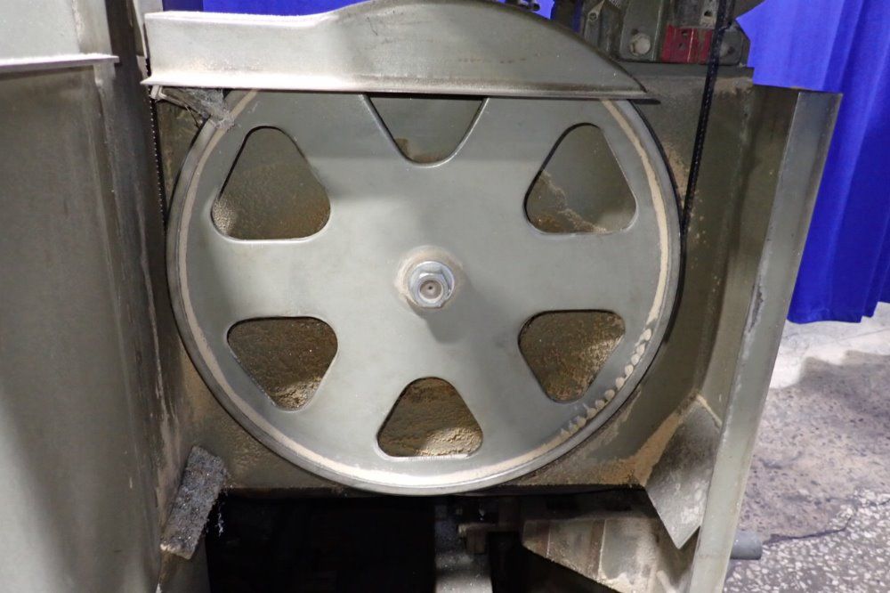 Doall 17" 1612-0 Vertical Band Saw - 1612-0