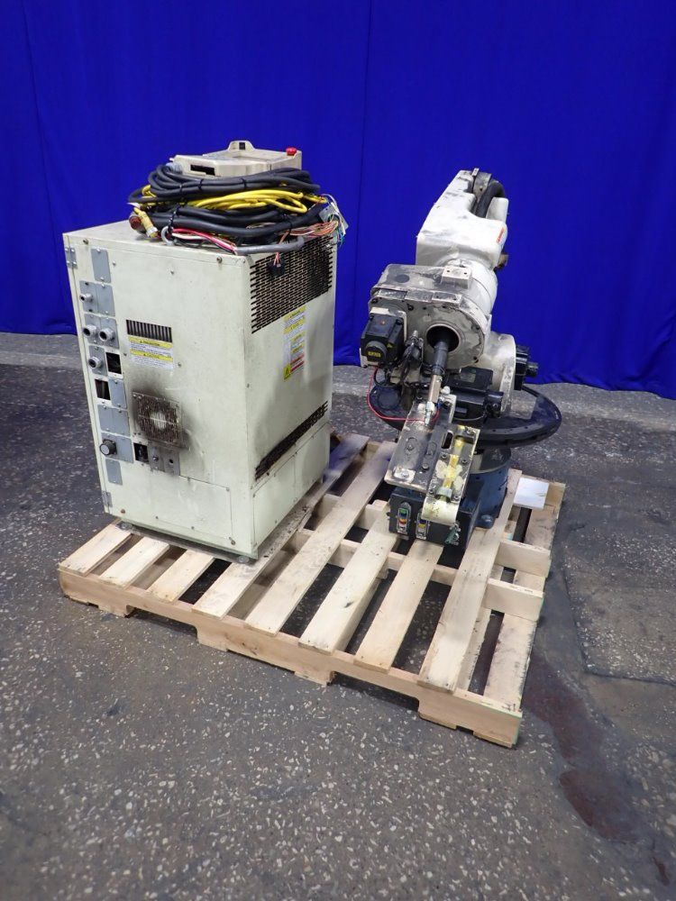 Otc Robot W/ Controller - Axcan1-v000