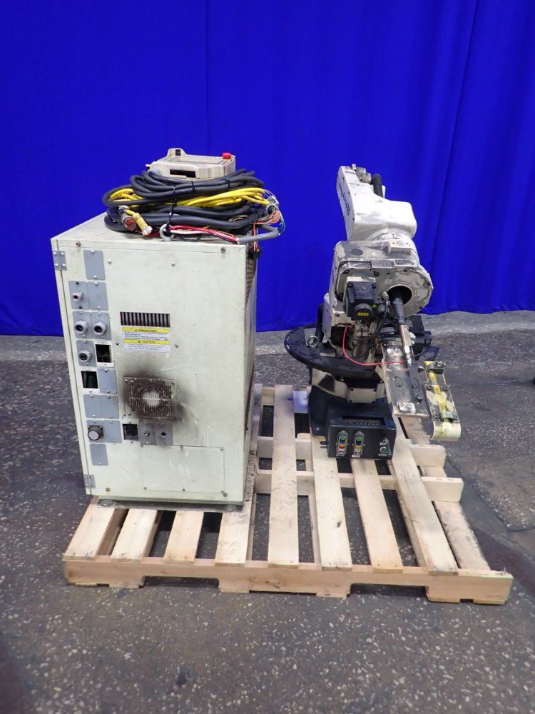 Otc Robot W/ Controller - Axcan1-v000