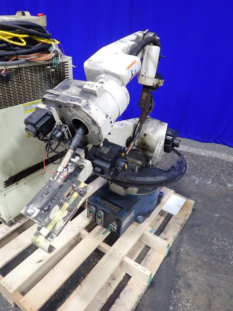 Otc Robot W/ Controller - Axcan1-v000