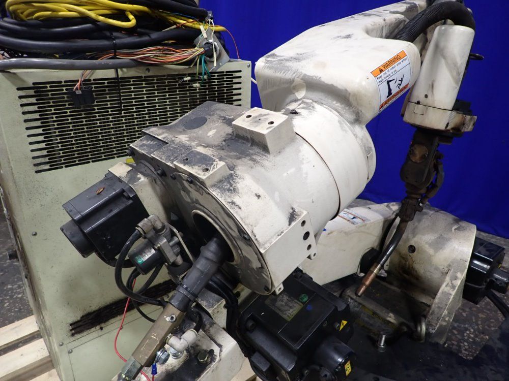 Otc Robot W/ Controller - Axcan1-v000