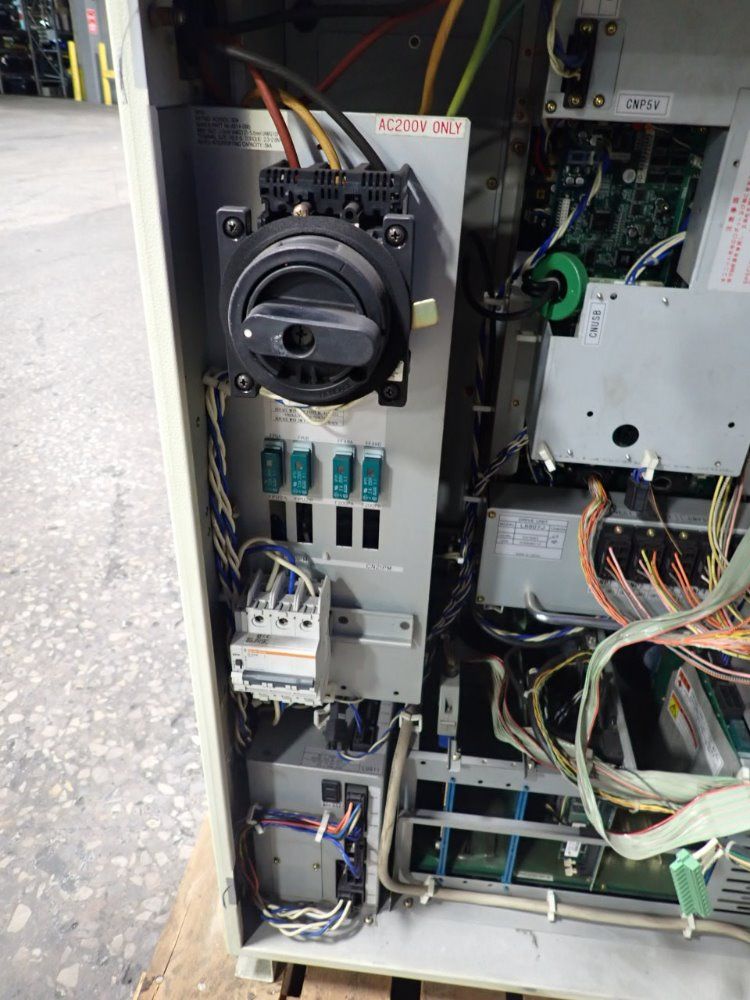 Otc Robot W/ Controller - Axcan1-v000