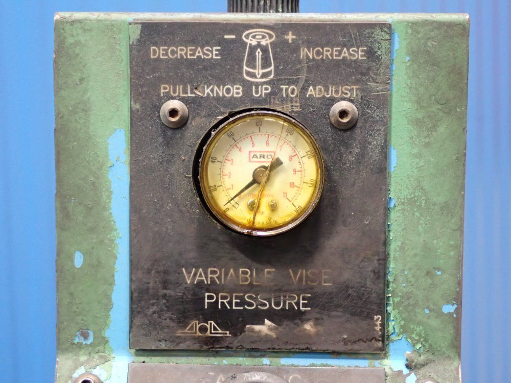 Doall 9"x16" Rectangular, 159" X 1" Blade Horizontal Bandsaw - C-916 D