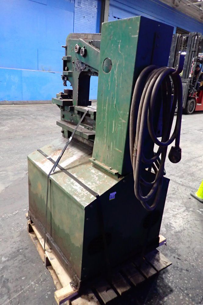 Unihydro 50-14 Iron Worker - 50-14