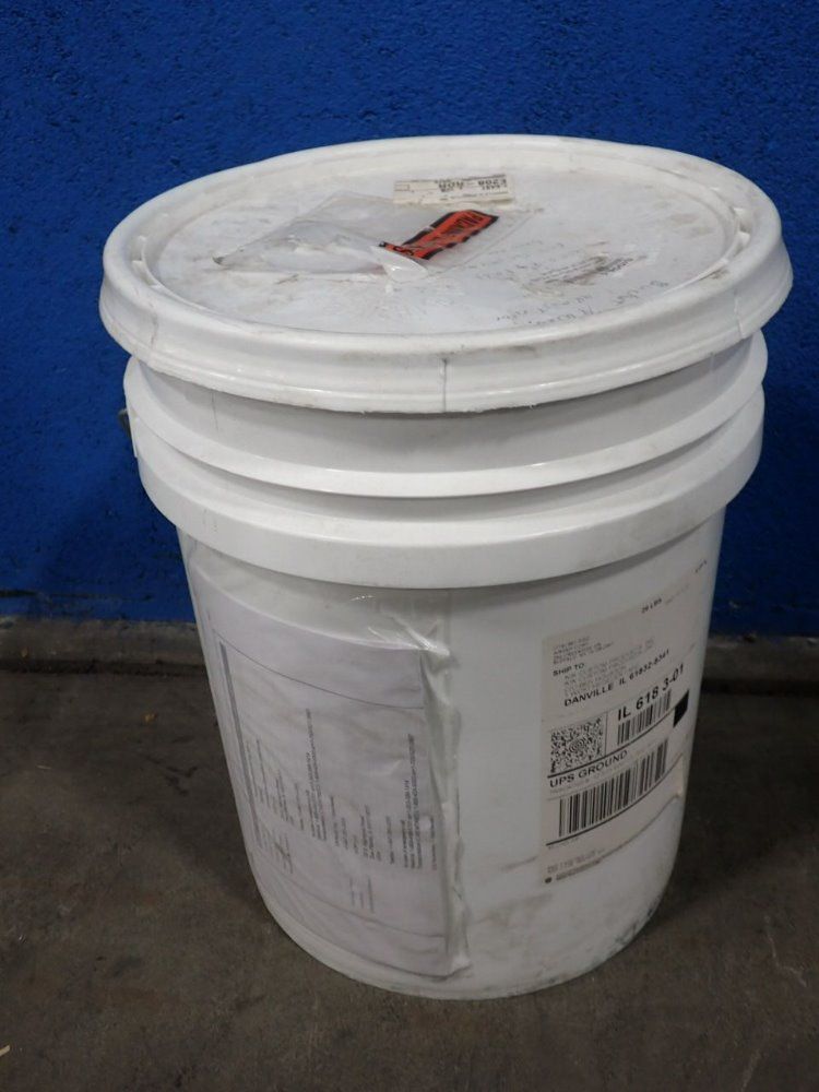 Uop Llc Molsiv Absorbent - 8828901