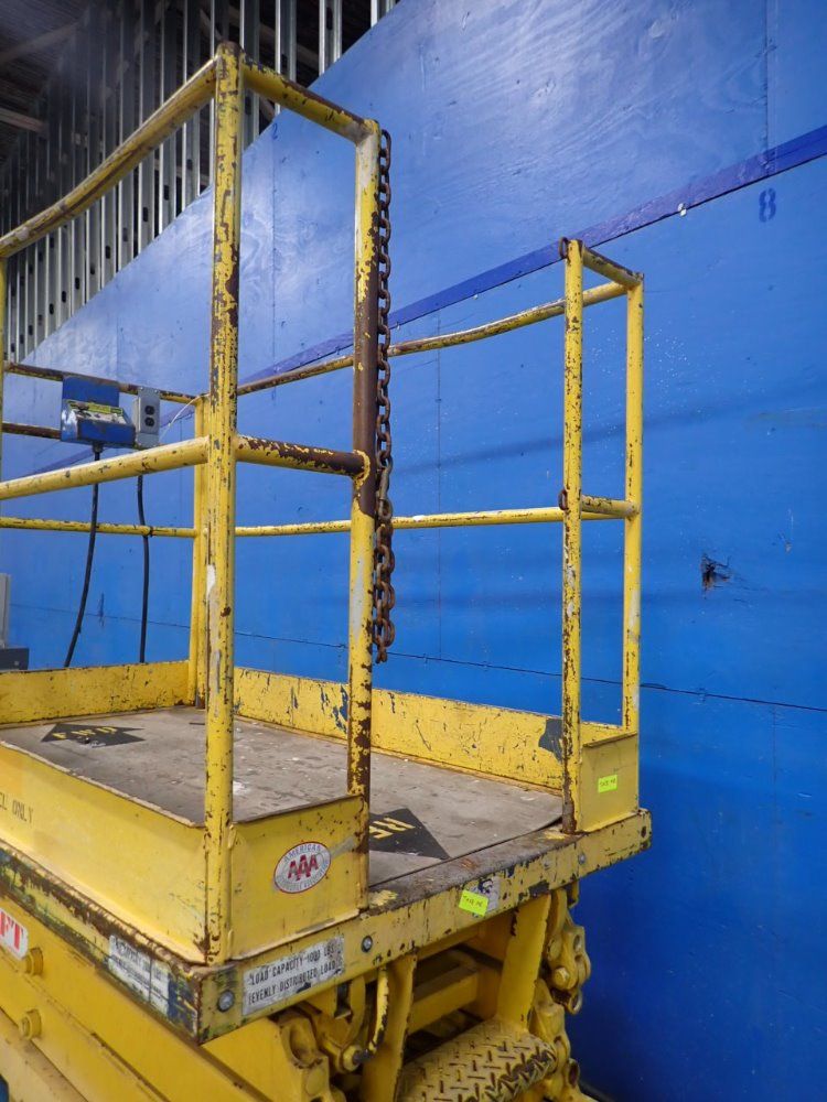 Marklift 1000 Lbs Scissor Lift