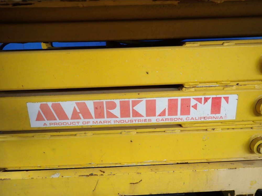 Marklift 1000 Lbs Scissor Lift