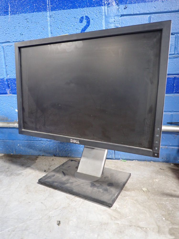 Dell 18" Computer Monitor