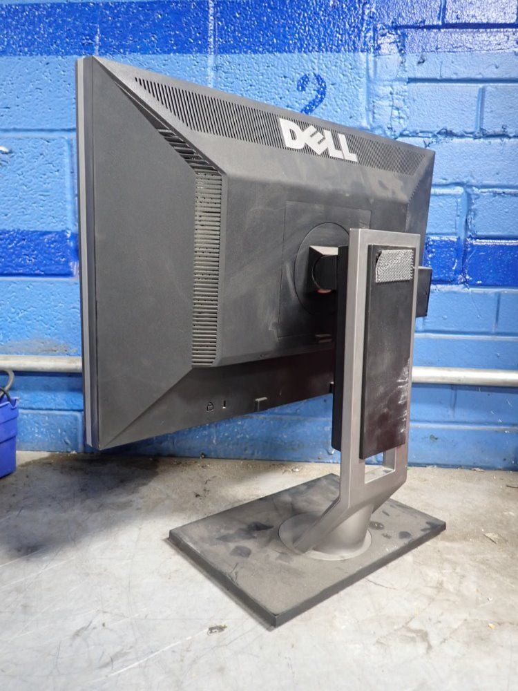 Dell 18" Computer Monitor