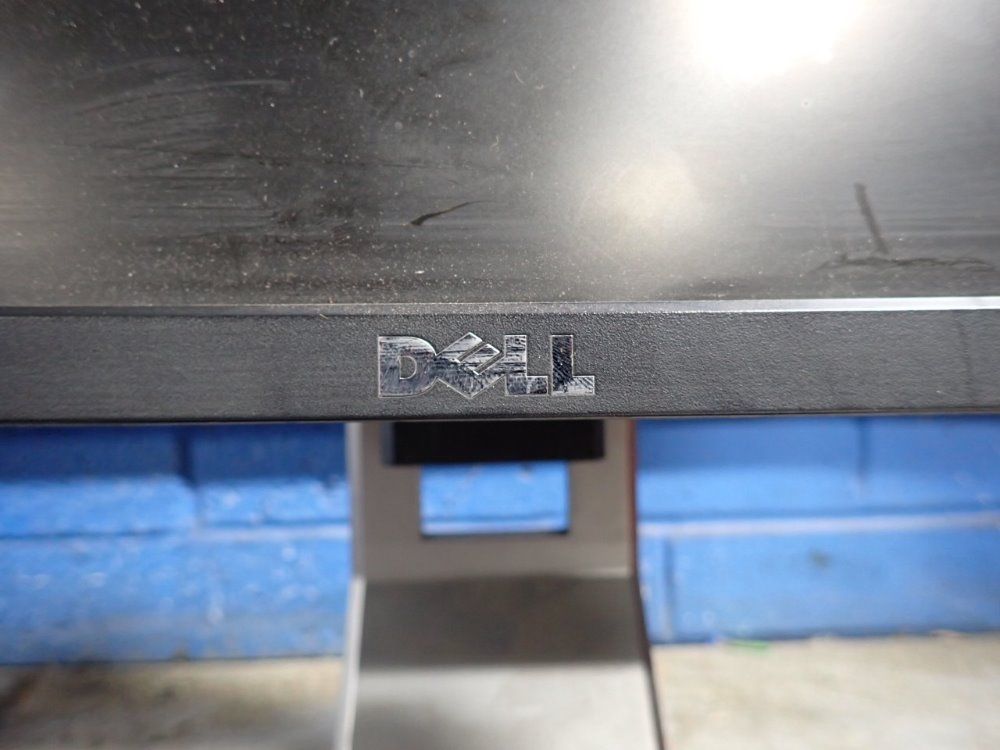 Dell 18" Computer Monitor