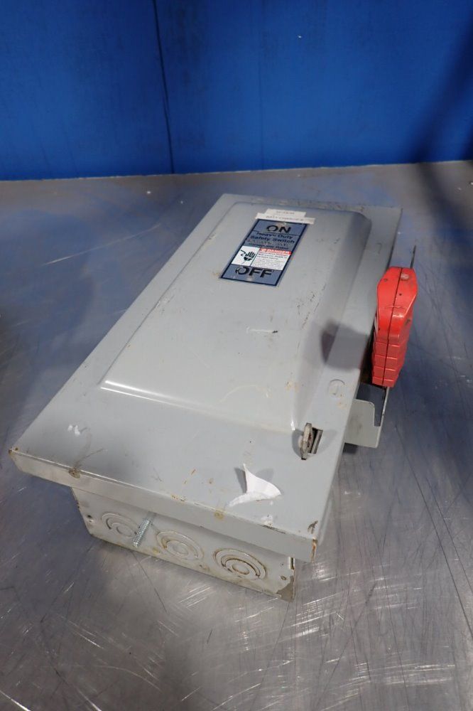 Siemens 30 Amp/600 Vac/600vdc Fusible Disconnect - Nema Type 1