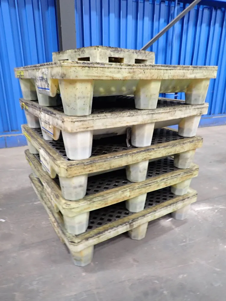 Pig Spill Contianment Pallets - Pak342