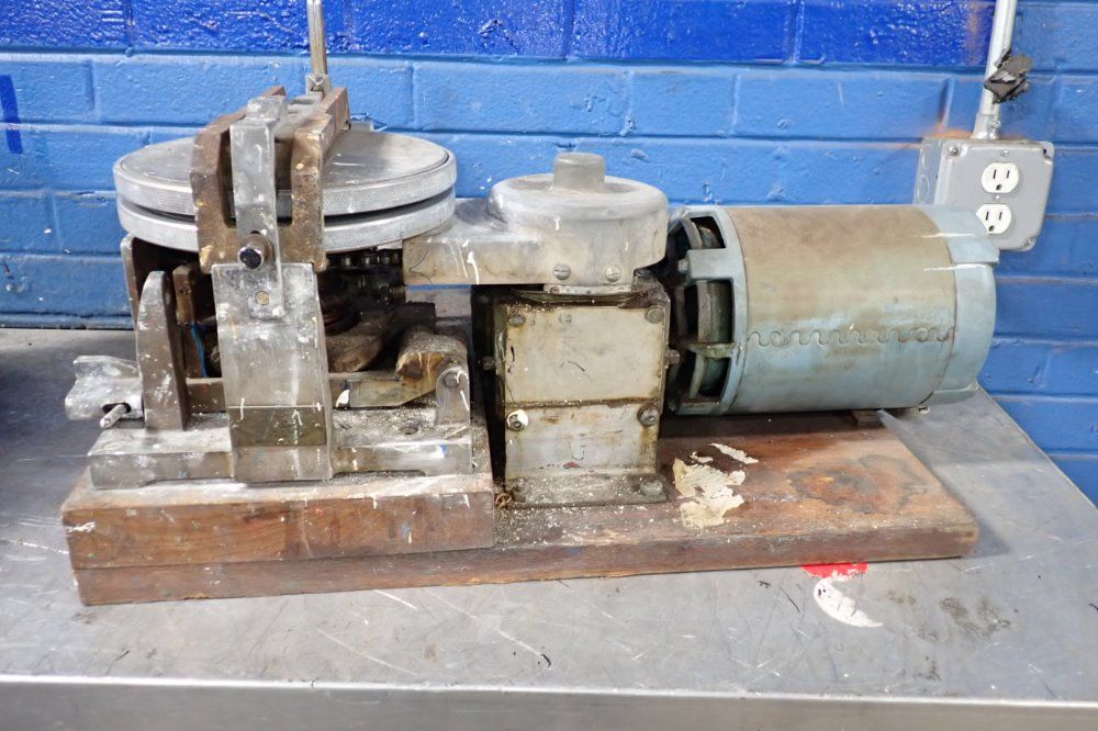 Hoover Color Corp Automatic Muller - 48