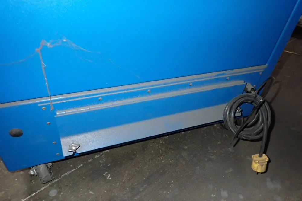 Its Enclosures Computer Cabinet - Ice Station