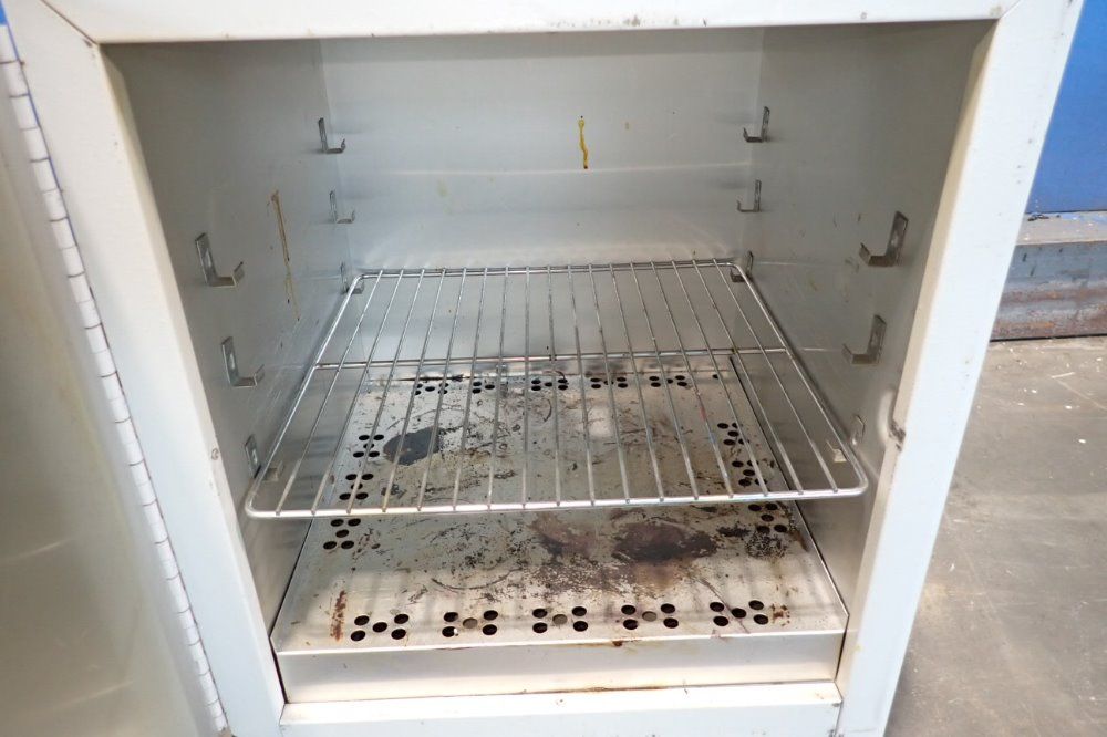 Fisher Scientific 14" X 14" X 14" Vacuum Oven - 516g
