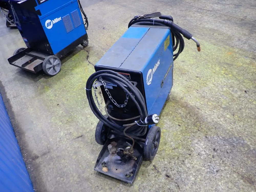 Miller 250a Welder - Millermatic 252
