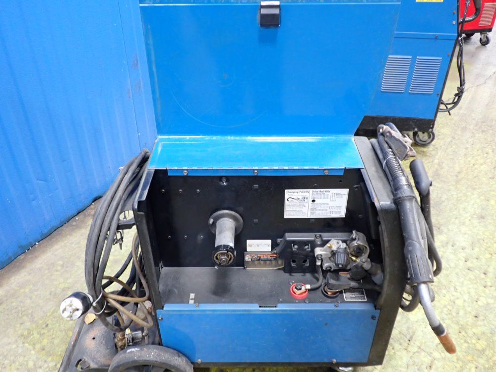 Miller 250a Welder - Millermatic 252