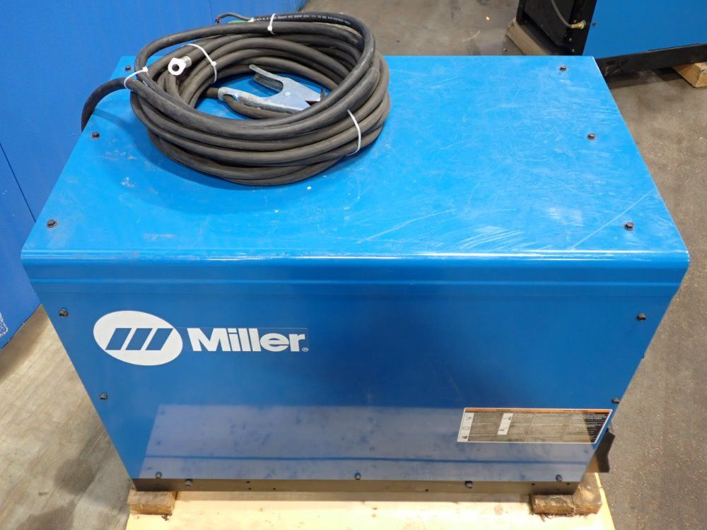 Miller 20-590amps Welder Power Source - Goldstar 452