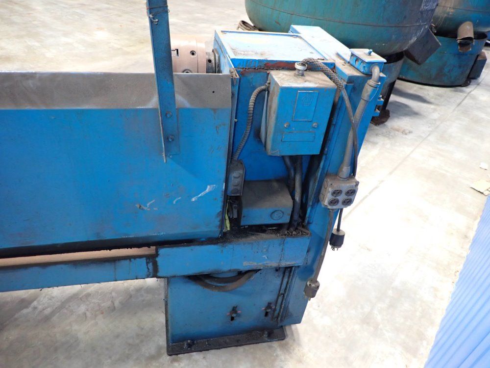 Standard Modern 14" Swing, 40" Centers, 1 1/4" Through Spindle Lathe - 1340