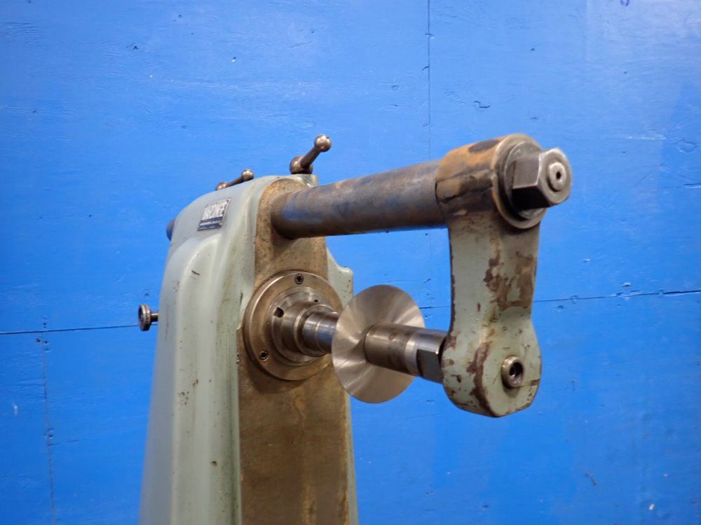 Hardinge 25" X 6 1/2" Horizontal Mill