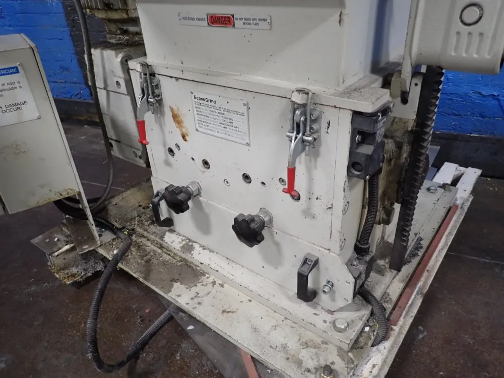 Econo Grind 7.5 Hp Granulator - Esl 300/400