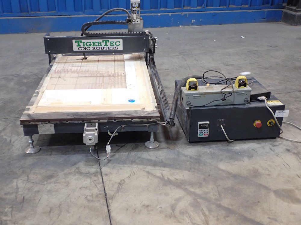 Tiger Tec 32''x48'' 2x4 Tabletop Router - Tr 751s