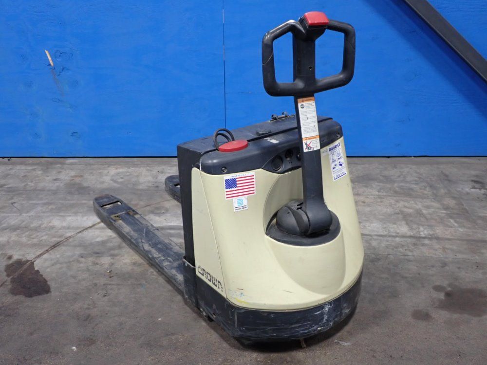 Crown 4500lb Electric Pallet Jack - Wp2030-45