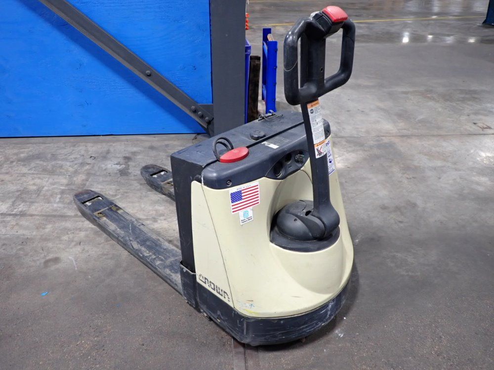 Crown 4500lb Electric Pallet Jack - Wp2030-45