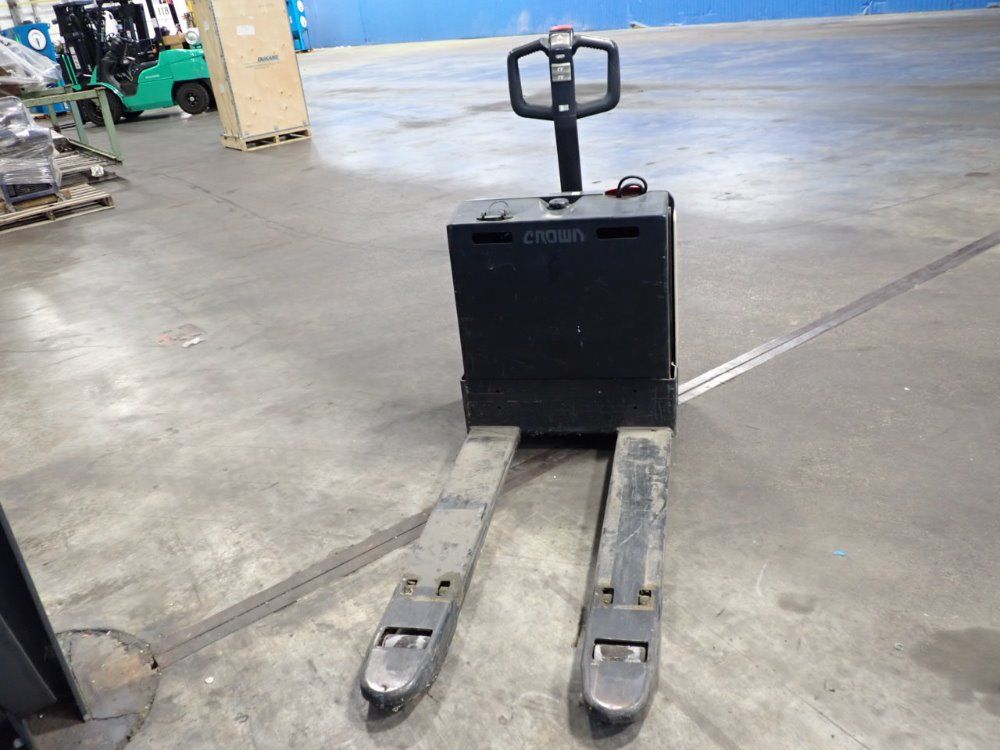 Crown 4500lb Electric Pallet Jack - Wp2030-45