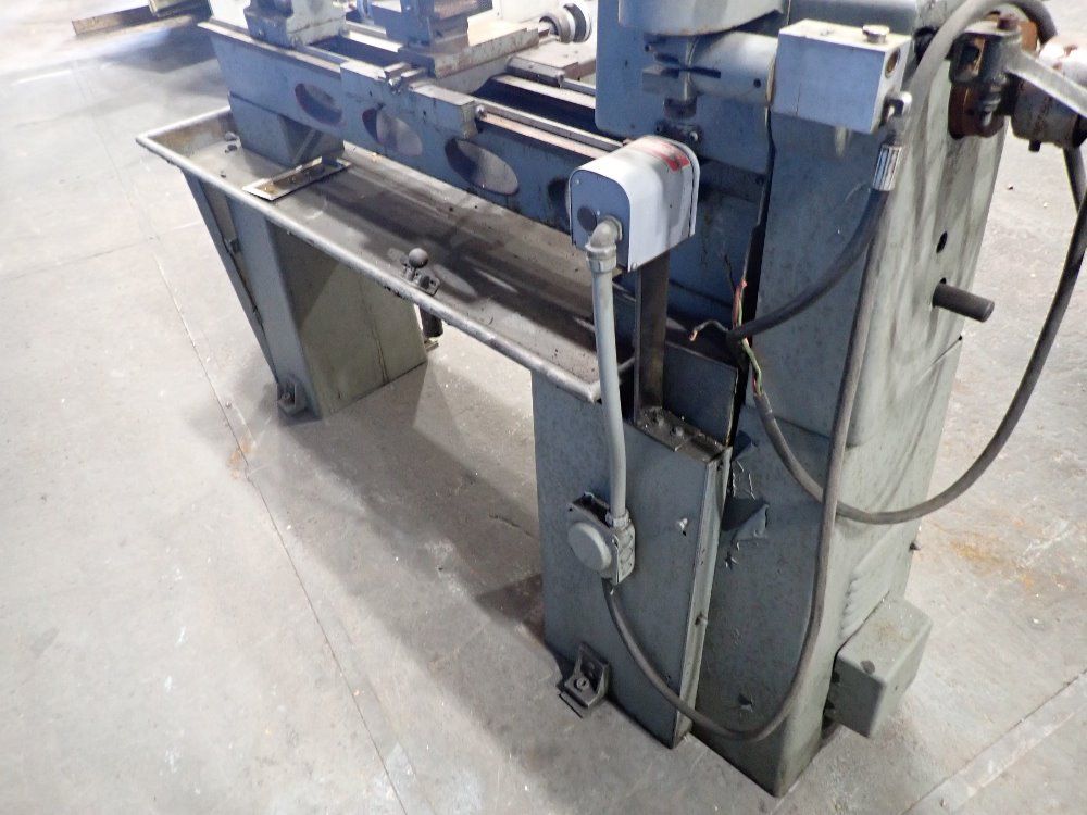 Clausing 12" X 36" Lathe - 5914