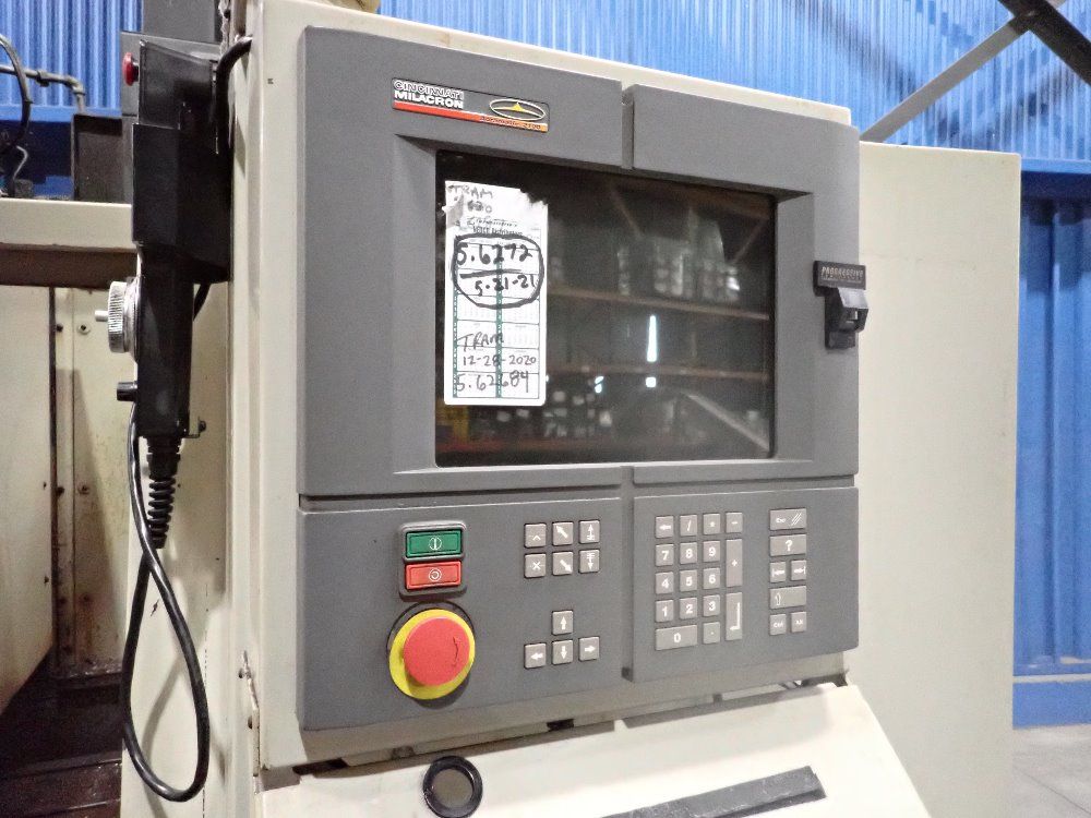 Cincininnati Milacron Cnc Vertical Machining Center