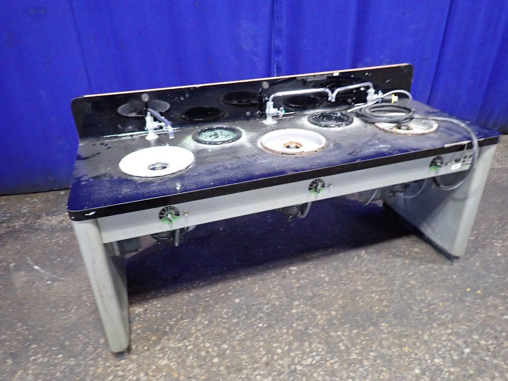 Buehler Polishing Table