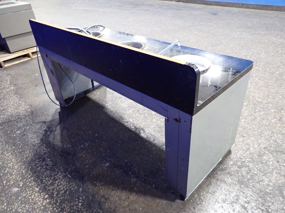 Buehler Polishing Table