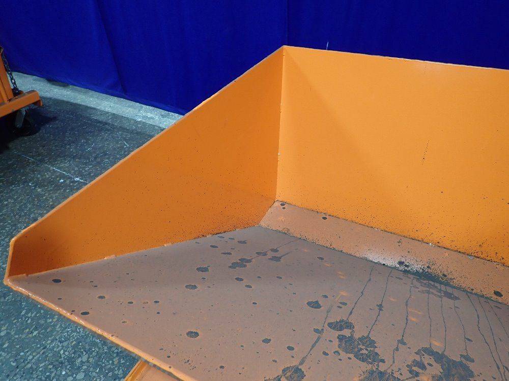 K-tec 2000 Lbs Self-dumping Hopper - 1825