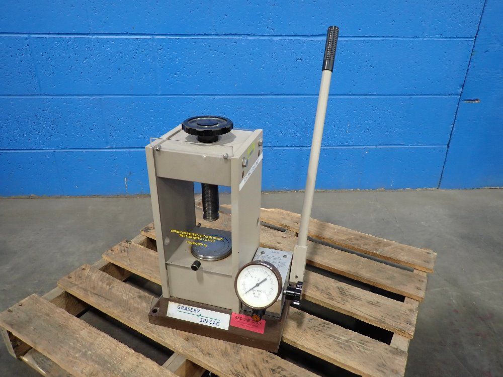 Graseby Specac Manual Hydraulic Press