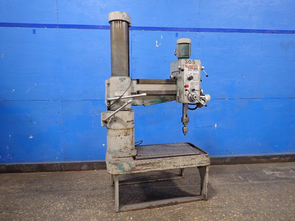 Sunmax Radial Arm Drill