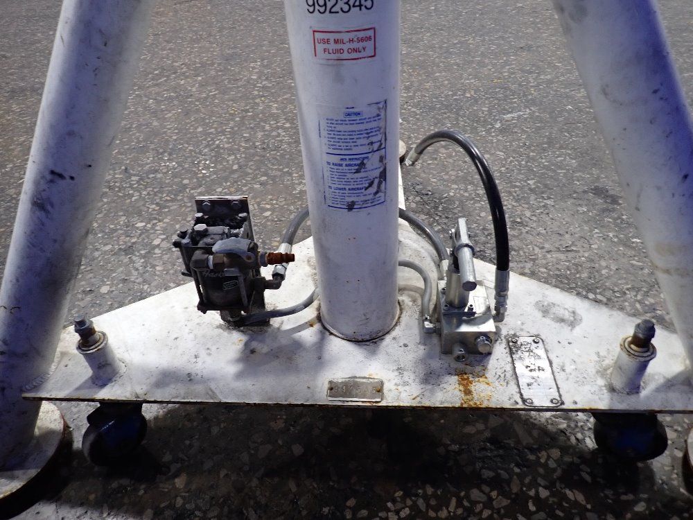 Tronair Hydraulic Jack