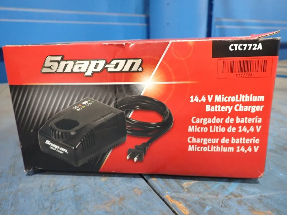 Snap-on 14.4 V Micro Lithium Battery Charger - Ctc772a