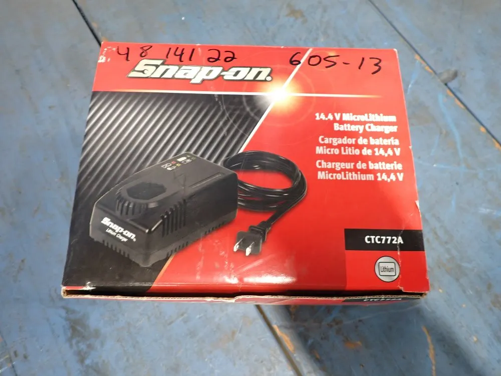 Snap-on 14.4 V Micro Lithium Battery Charger - Ctc772a