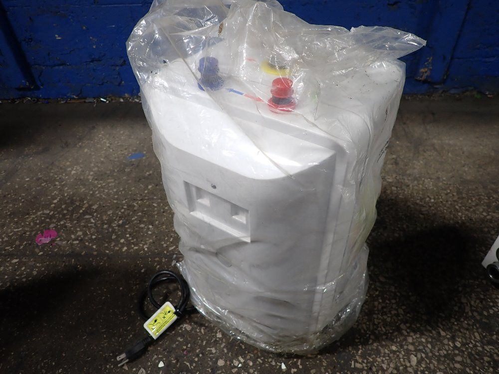 Eemax Water Heater - Emt4