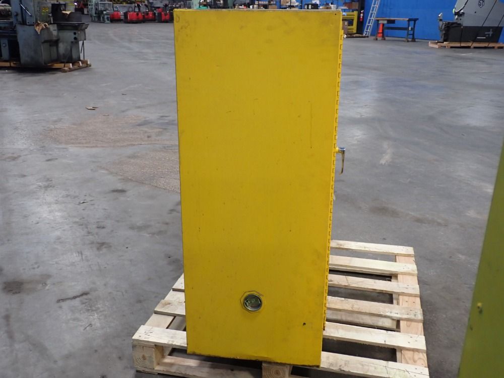 Justrite 30 Gal/114 Liter Flammable Storage Cabinet - 25300