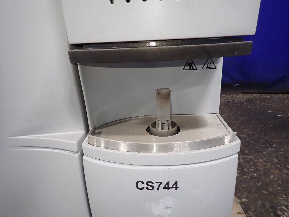 Leco Carbon And Sulfur Analyzer - Cs-744/640-000-100