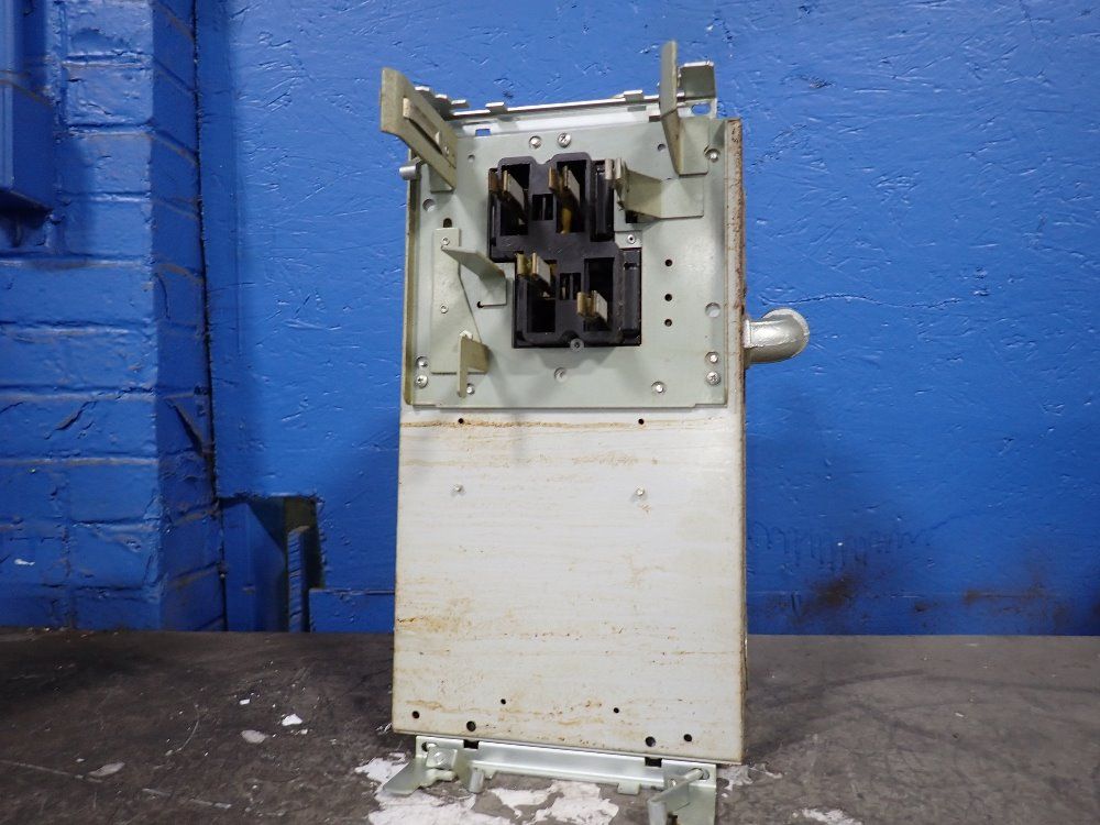 Used General Electric Bus Plug HGR Industrial Surplus