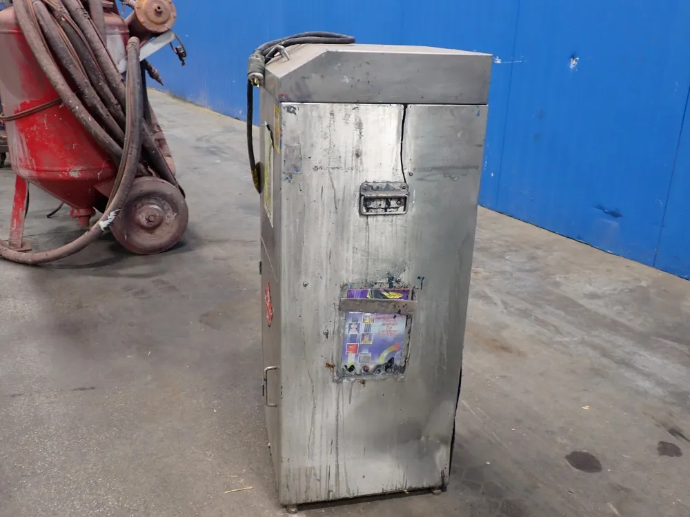 Uni-ram Urs500 Solvent Recycler - Urs500